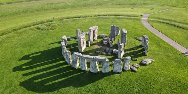 10-Day Britain & Ireland Guided Tour w/ 12 Meals — Ireland & UK