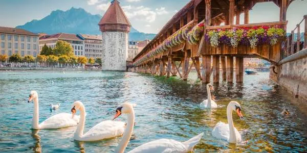 2027 9-Day Tour of 4 European Countries